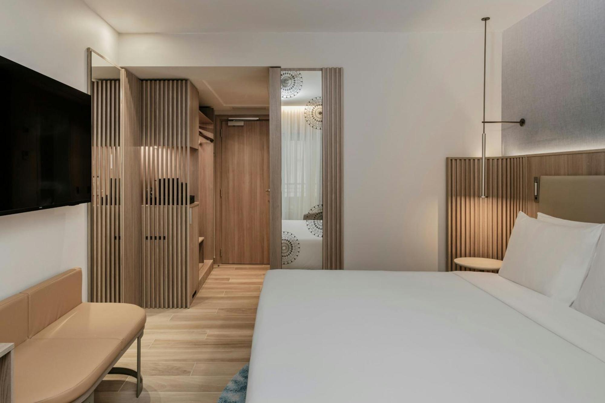 Courtyard By Marriott Sliema Hotell Exteriör bild