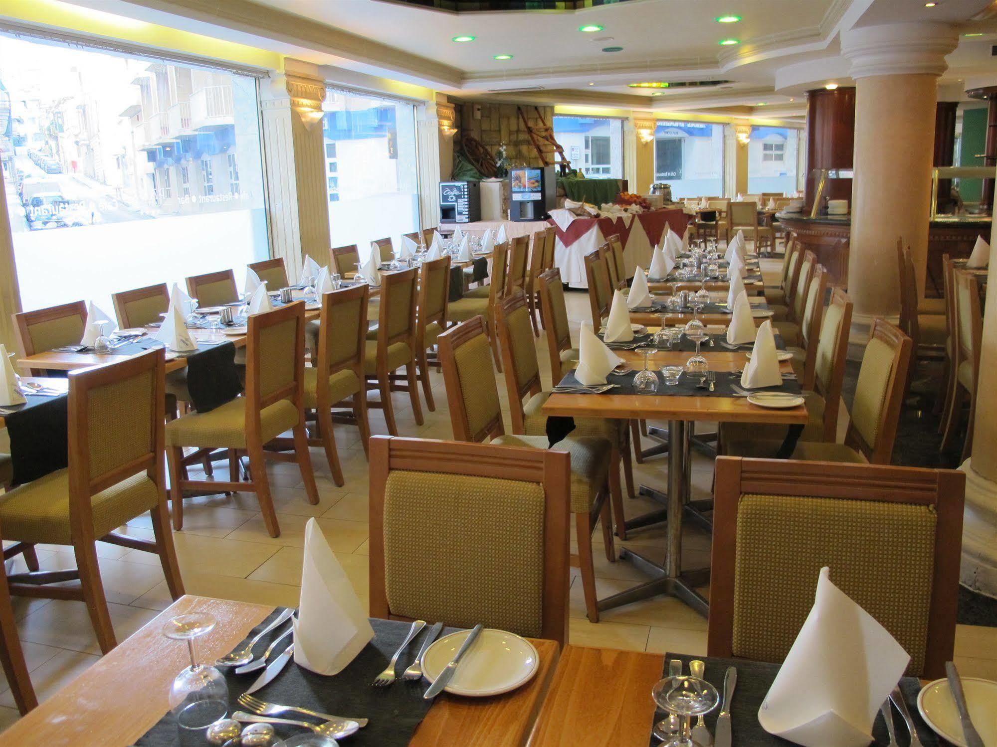 Courtyard By Marriott Sliema Hotell Exteriör bild