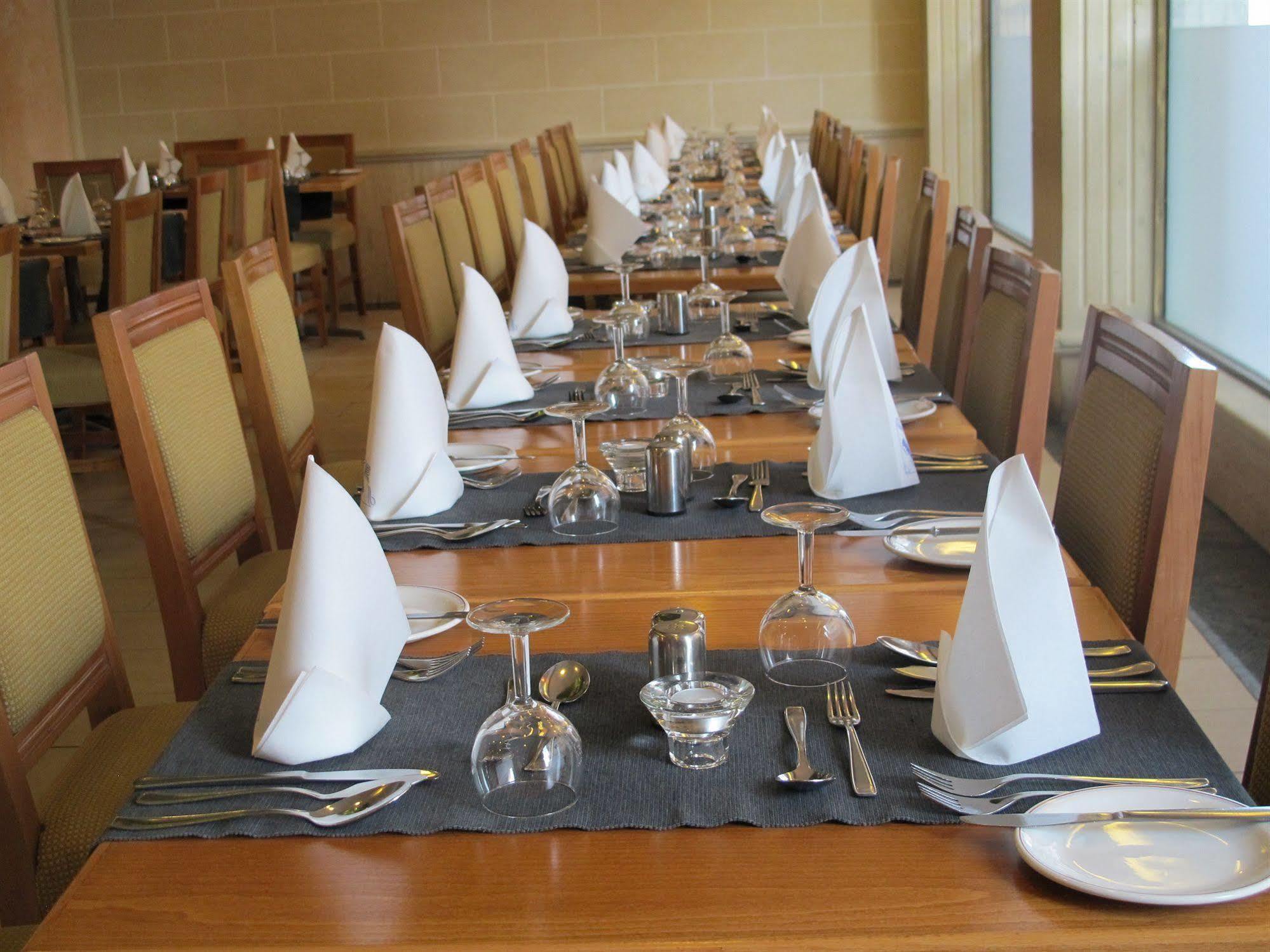 Courtyard By Marriott Sliema Hotell Exteriör bild